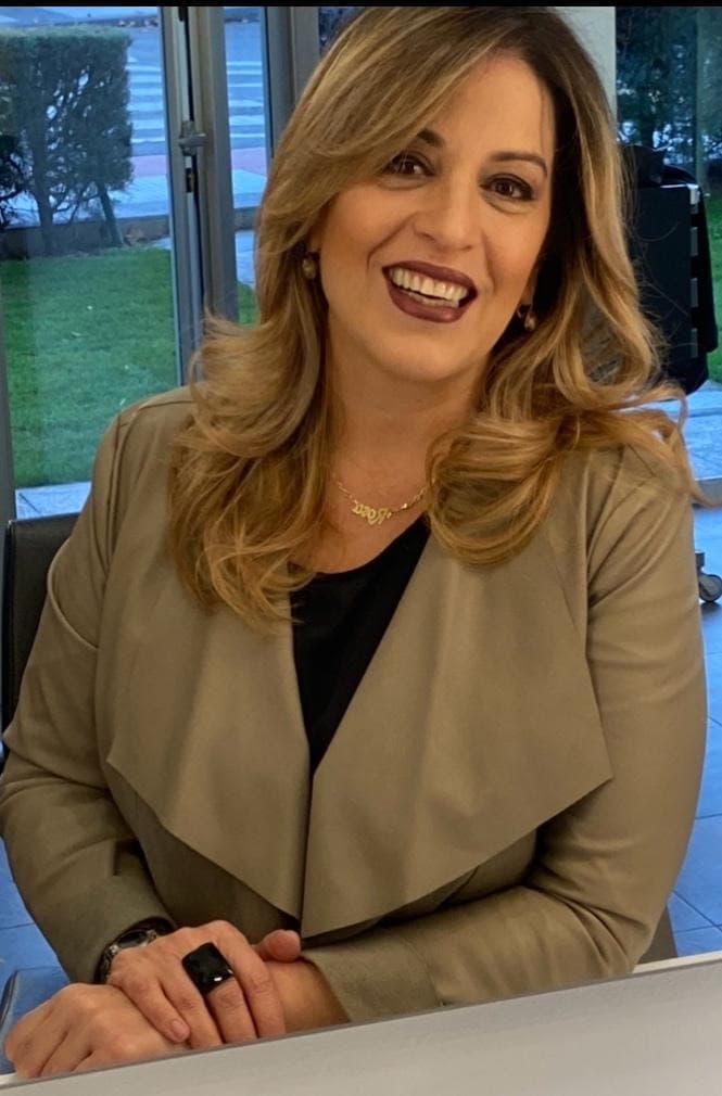 Rosa Valentín — Asesora de seguros